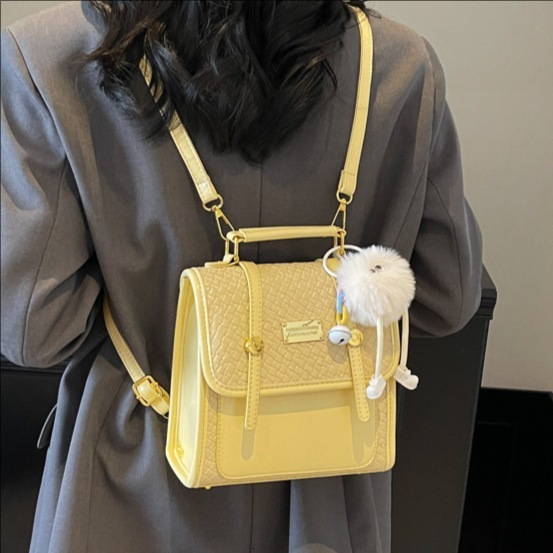 designer 2025 New Fashionable Versatile Casual Small Backpack for Women with High-end Trendy Style for Outings Simple Double Shoulder Bag