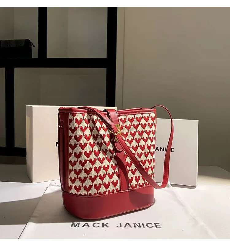 High Quality Large Capacity Knitted Bucket Fashion Women Handbag Lady Purse Female Shoulder Messenger Casual Tote Bag