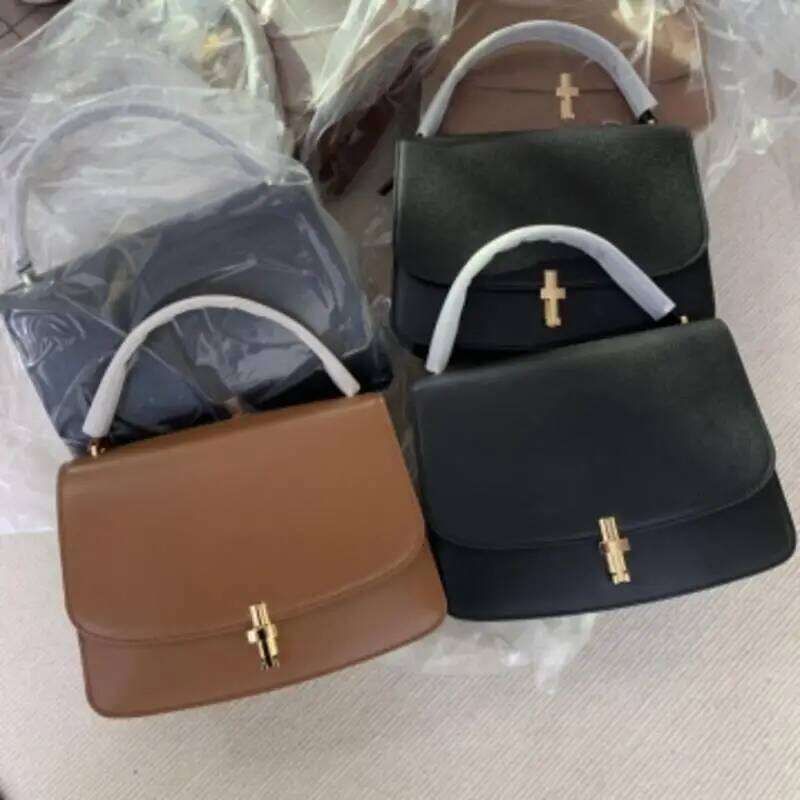 Market New Simple Solid Color Women's High Quality Cowhide Material Flap Wrist Bag Handbag Fashionable And Casual