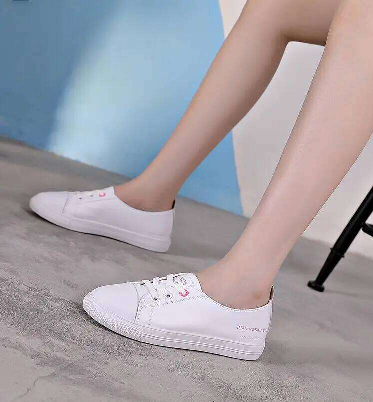 2023 New Genuine Leather Casual Sneakers For Women Plus Size Spring Summer Skate Ladies Vulcanized Shoes Little White