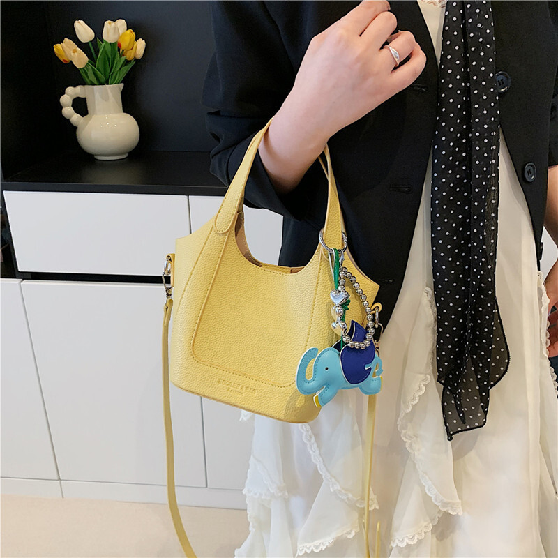 designer High-Quality Texture Simple Handheld Bucket Bag for Women 2025 New Spring Summer Korean Fashion Retro Single Shoulder Crossbody Bag