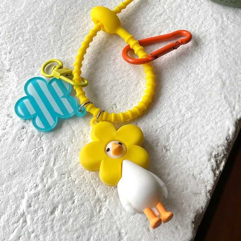 Cute Cartoon Yellow Duck Keychain Fashionable Student Pendant Exquisite Personalized Small Gift Accessory XJ250602