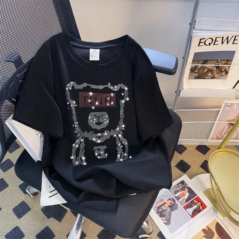 2025 New Summer Women's T-shirt New Summer Regular Shoulder Bear Water Diamond Round Neck Short sleeved T-shirt Women's New Korean Loose Des