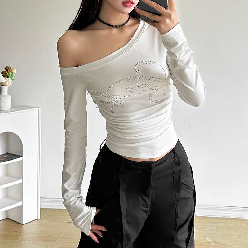Fashion Autumn New Women's Sexy Hot Girl Off-Shoulder Rhinestone Slim Fit Irregular Top B5