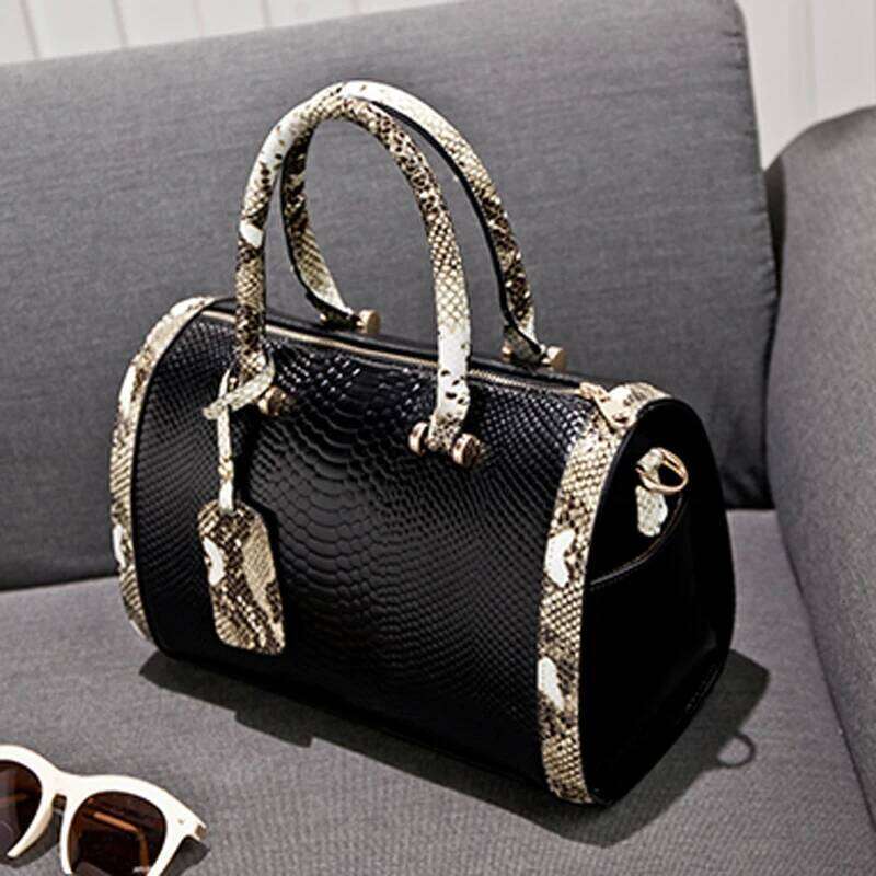2024 New Women's Fashionable Snake Pattern Boston Handbag, Large-Capacity Multi-Compartment Double Handle, Detachable Strap, Can Be Worn on One S