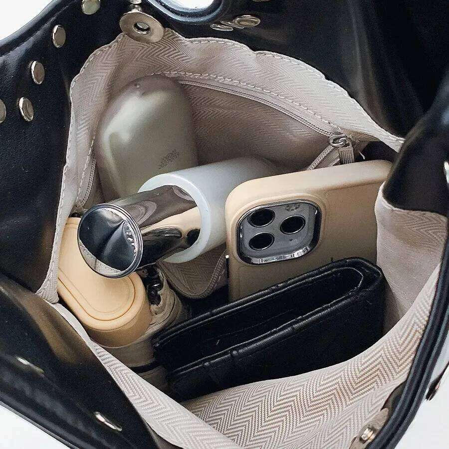 Women's Punk Rivet Bucket Handbags Designer Bags For Women Soft PU Leather Shoulder Bag Vintage High Quality Purses Clutch