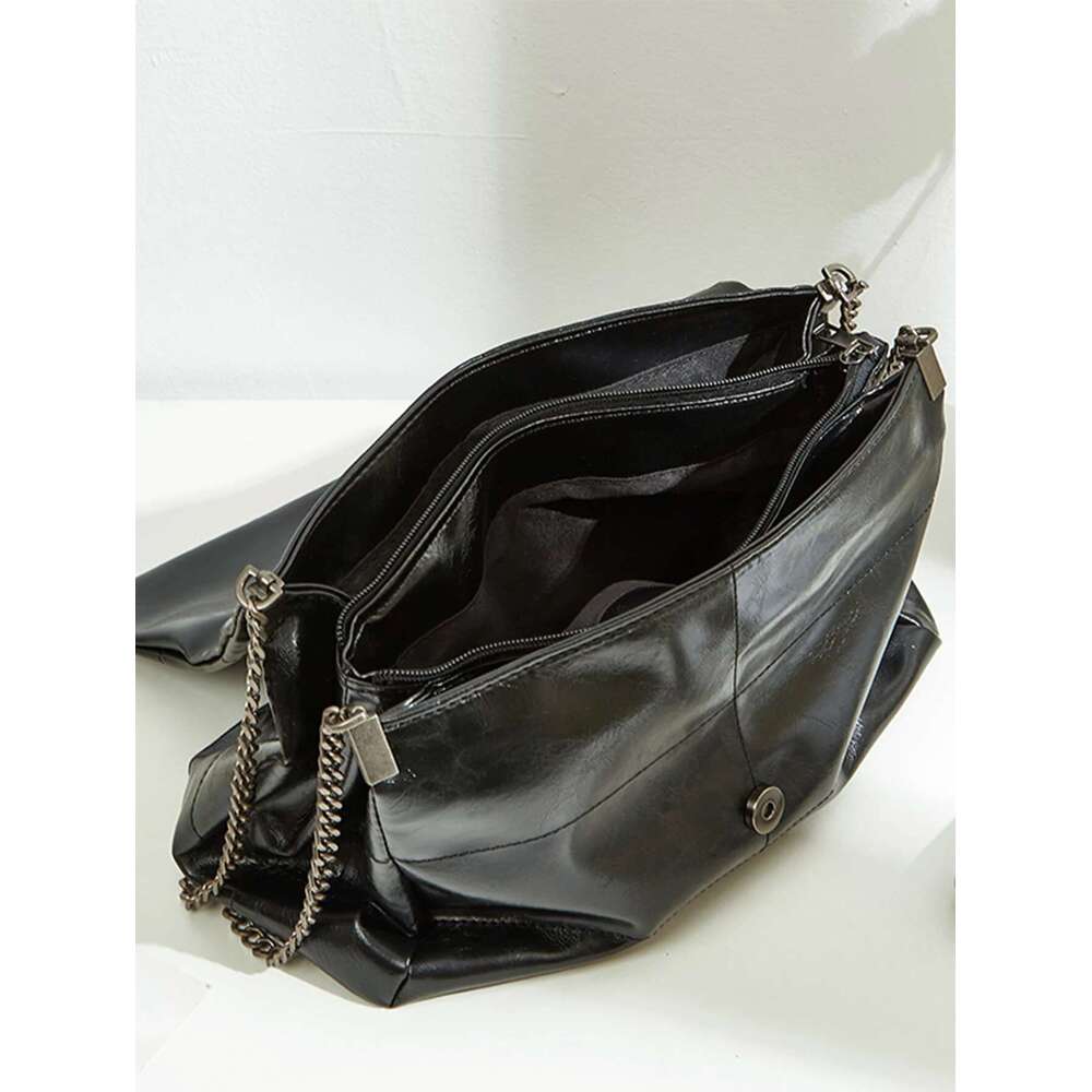 Large Capacity Commuting Bag 2024 New Spring/Summer Women's Chain Tote Bag, High-End And Fashionable Single Shoulder Underarm Ba