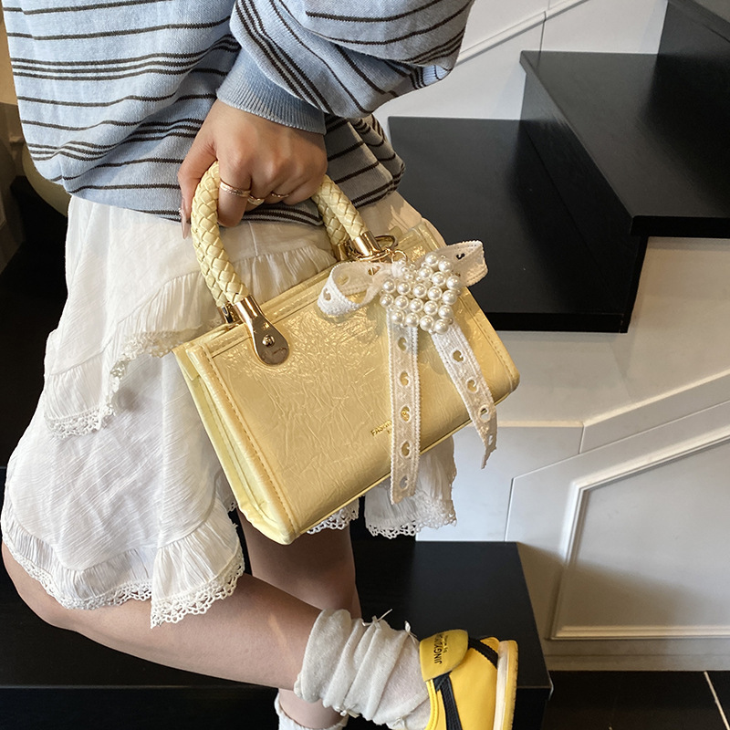 designer Korean Style Niche Design Simple Daily Commuting Bag for Women 2025 Summer New Versatile Crossbody Small Square Bag