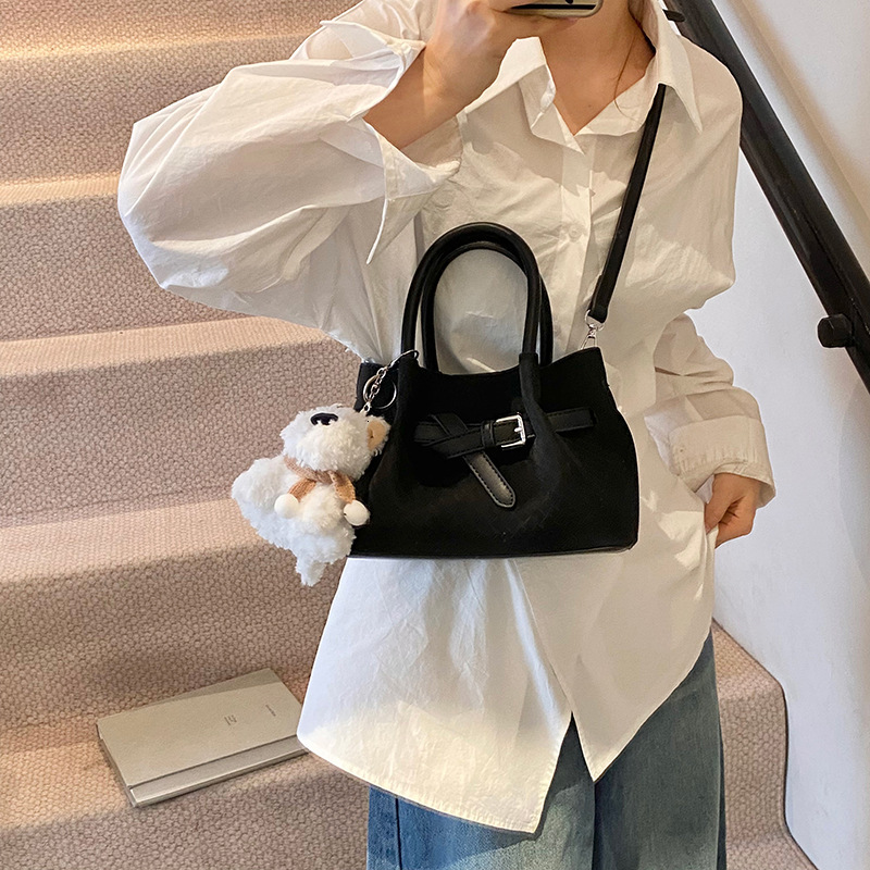 designer High-End Fashion Large Capacity Handheld Bucket Bag for Women 2025 New Stylish Light Luxury Versatile Shoulder Crossbody Bag