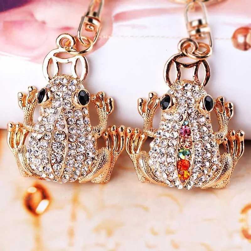 Cute Rhinestone Crystal 4 Claws Contain Money Coins Frog Toad Keychain Animal Frog Key Chain Key Ring Holder Pendant Keyring XJ250602