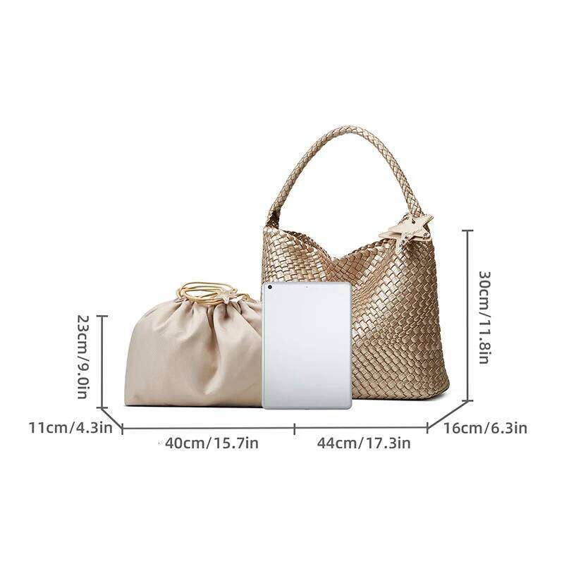 High-end, niche design hand-woven bag with large capacity tote bag, leisurely and lazy single shoulder armpit bucket bag.