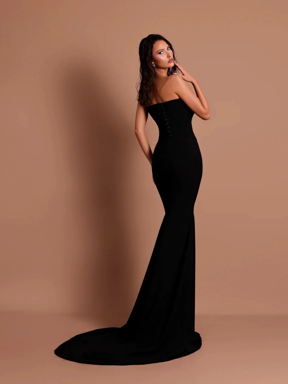 Simple Crystal Evening Dresses Strapless Mermaid Party Sleeveless Backless Princess Slim Party Prom Gowns Sweep Train Vestidos De Noche