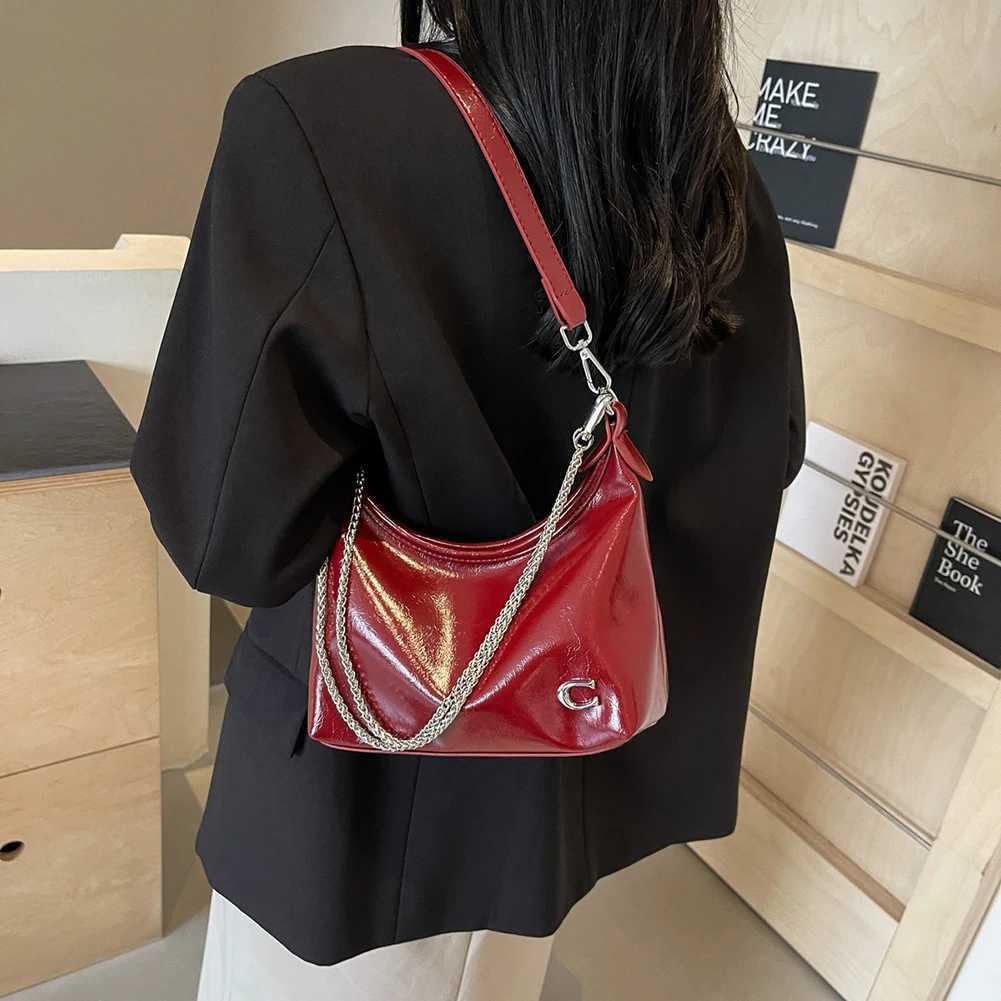 Wen PU Casual Tote Handbag Large Capacity Chain Sling Bag Zipper Closure Elegant Underarm Bag Mti-pockets Simple Sahel Bag Y251211