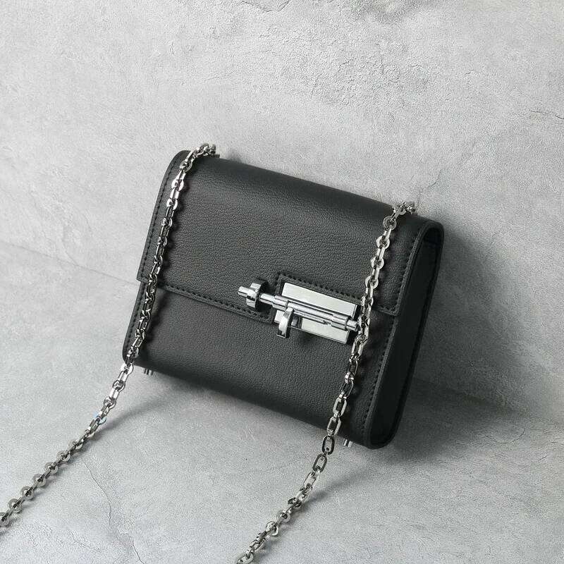 Grace2025 No New Cowhide Plug King Of Europe And America Small Square Chain Pop Shoulder Bag Crossbite Women's