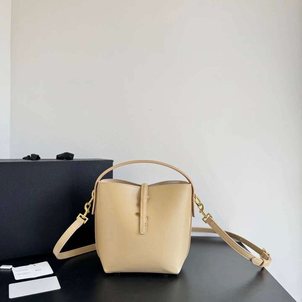 New Series Large Capacity Plain Weave Bucket Crossbody Bag