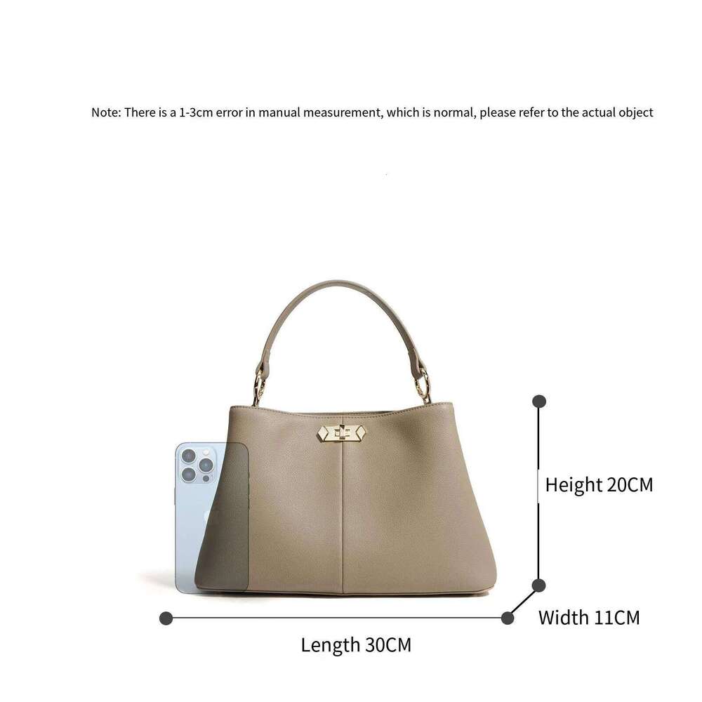 New Niche Design Cowhide Hand High-Grade Sense Work Commute Diagonal Bag