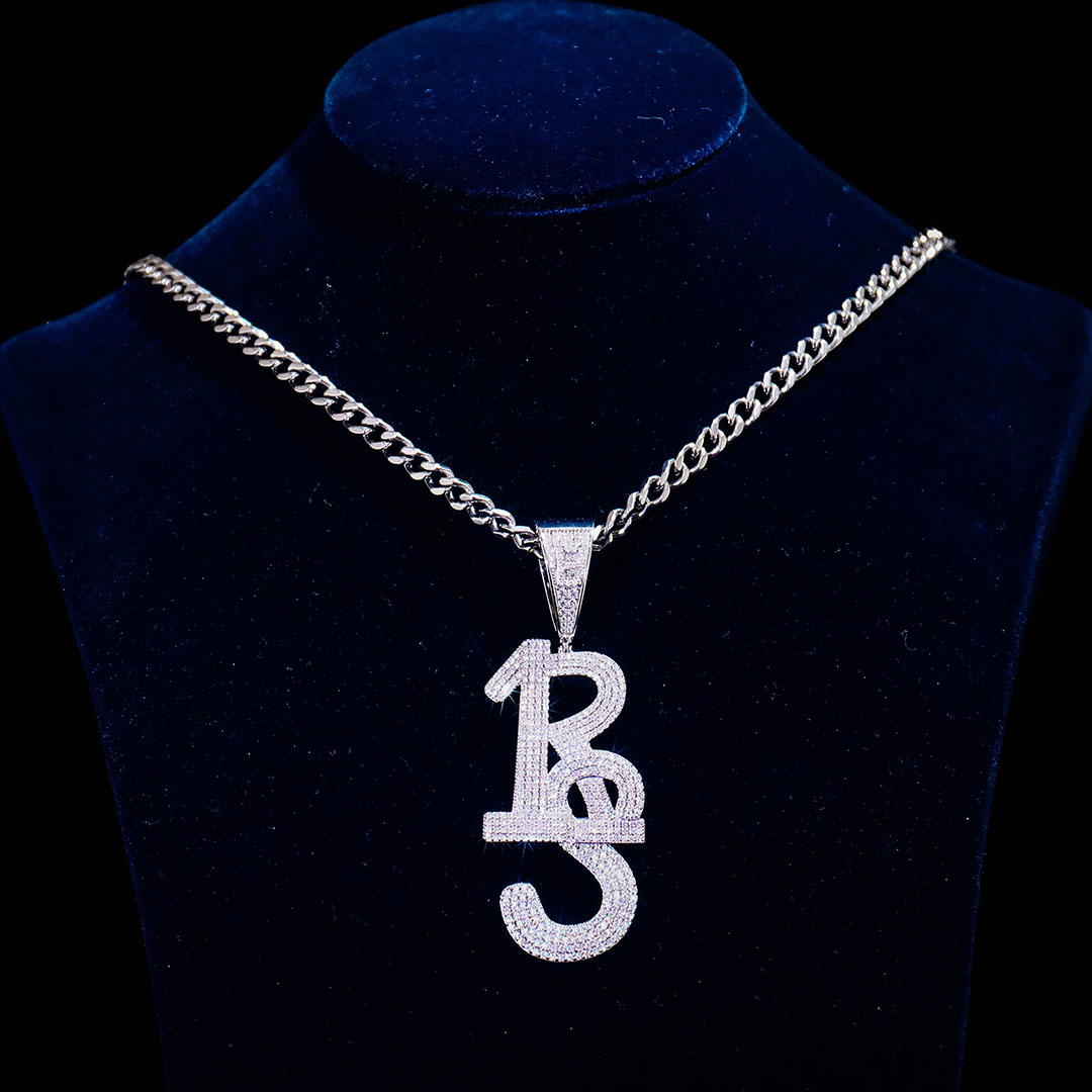 New Trending 925 Sterling Silver Custom Letters Pendant Necklace Iced Customize Name Hip Hop Jewelry DEF VVS Moissanite Diamond Pendants Charms