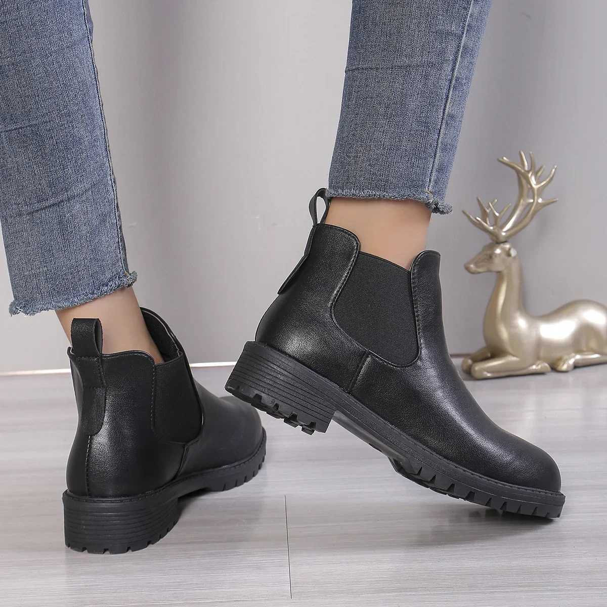 Womens Casual Chelsea Ankle Boots Round Toe Black PU Leather Short Boots Woman Comfort Low Heels Slip On Botas De Mujer 2024 XJ250602