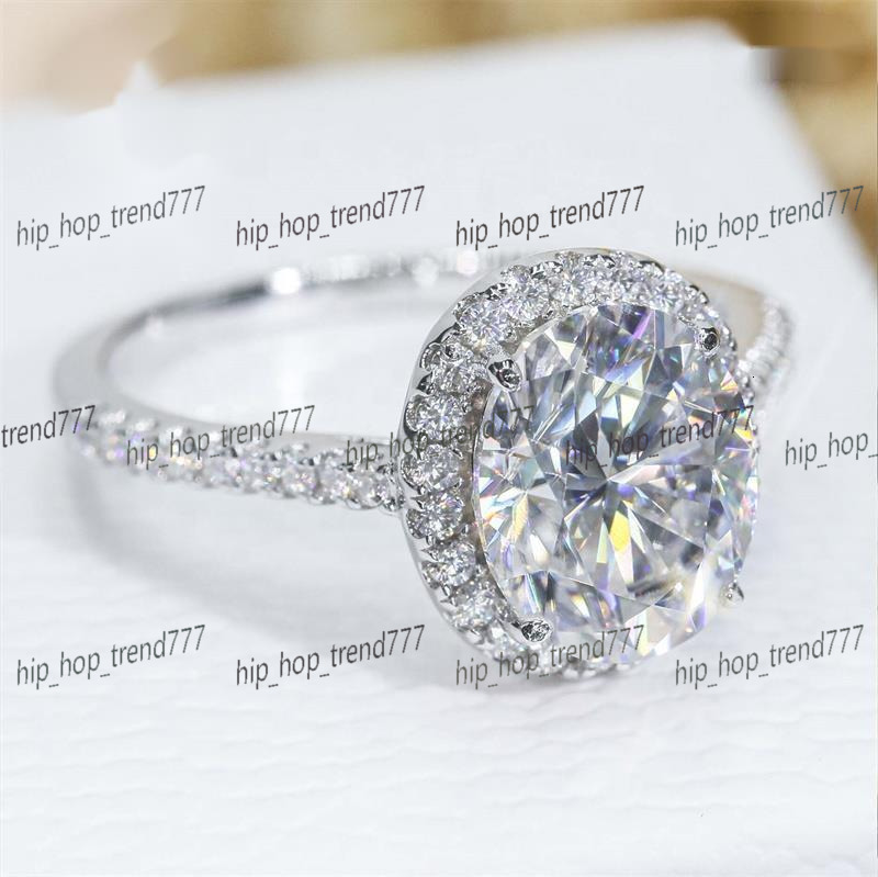 Women Fashion Design Halo Diamond Style Oval Cut VVS Moissanite Diamond 2.36CT Engagement Wedding Ring