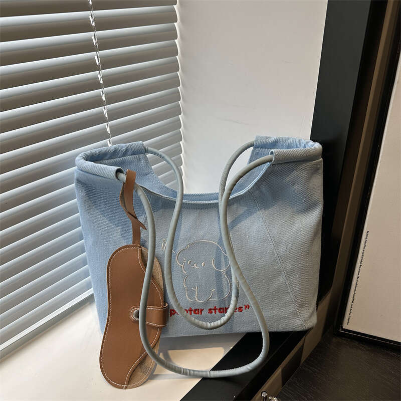 Korean Style Niche Puppy Large Capacity Tote 2025 Spring New Underarm Bag Casual Commuter Handbag Versatile