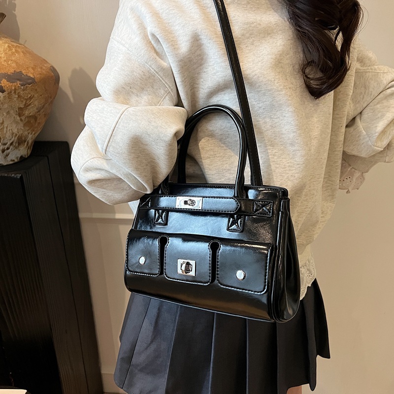 designer Large Capacity Tote Bag for Women 2025 New Vintage Fashion Versatile Multi-pocket Shoulder Bag High-end Handbag