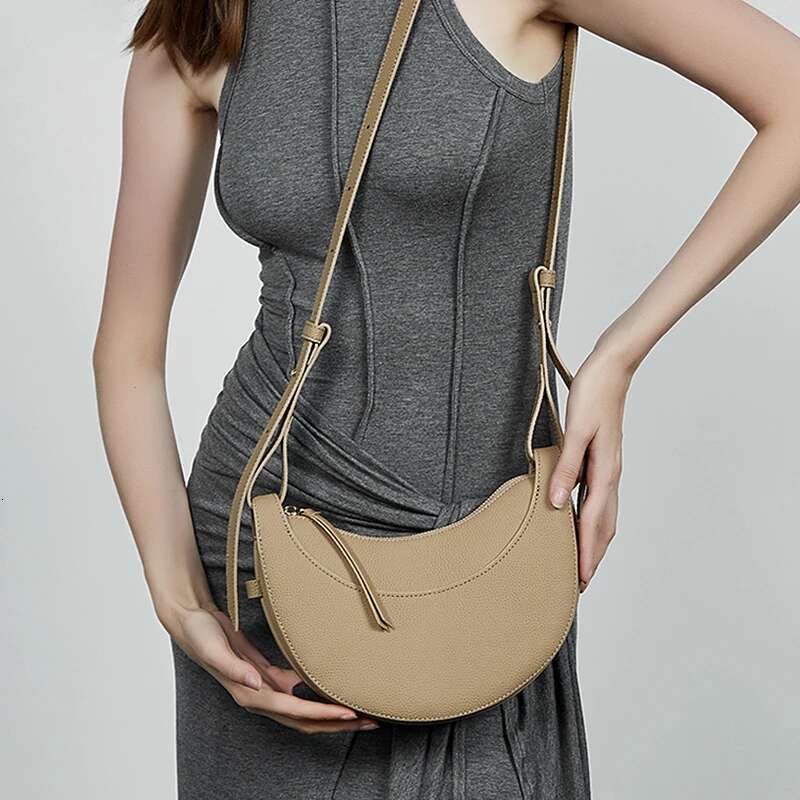 Hifashion Cowhide Genuine Leather Small Shoulder Crossbody Bags For Women 2025 Designer Purses Half Moon Ladies Handbags