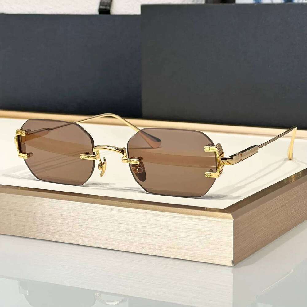 AMARU Fashion Sunglasses For Unisex Summer Designer Stylish High Street Style Anti-Ultraviolet Plate Frameless Glass Random Box
