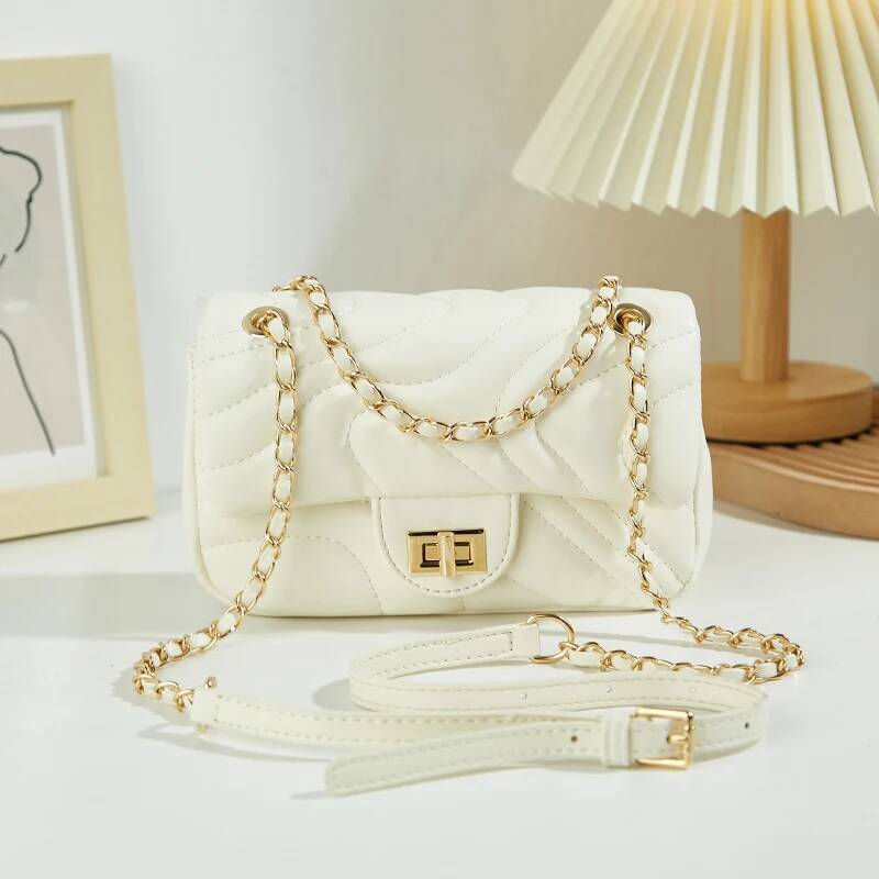 2025 new women's bag with high-end fashion square bag designer women's fashion chain shoulder bag casual simple crossbody bag 3