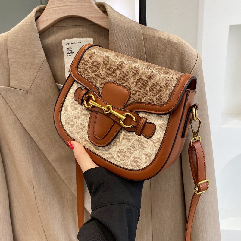 Women's Bag Vintage Versatile Shoulder Bag Niche Design 2025 Designer Package Small Luxury Bag Square Bag Trendy Printed Fashion Crossbody Bag