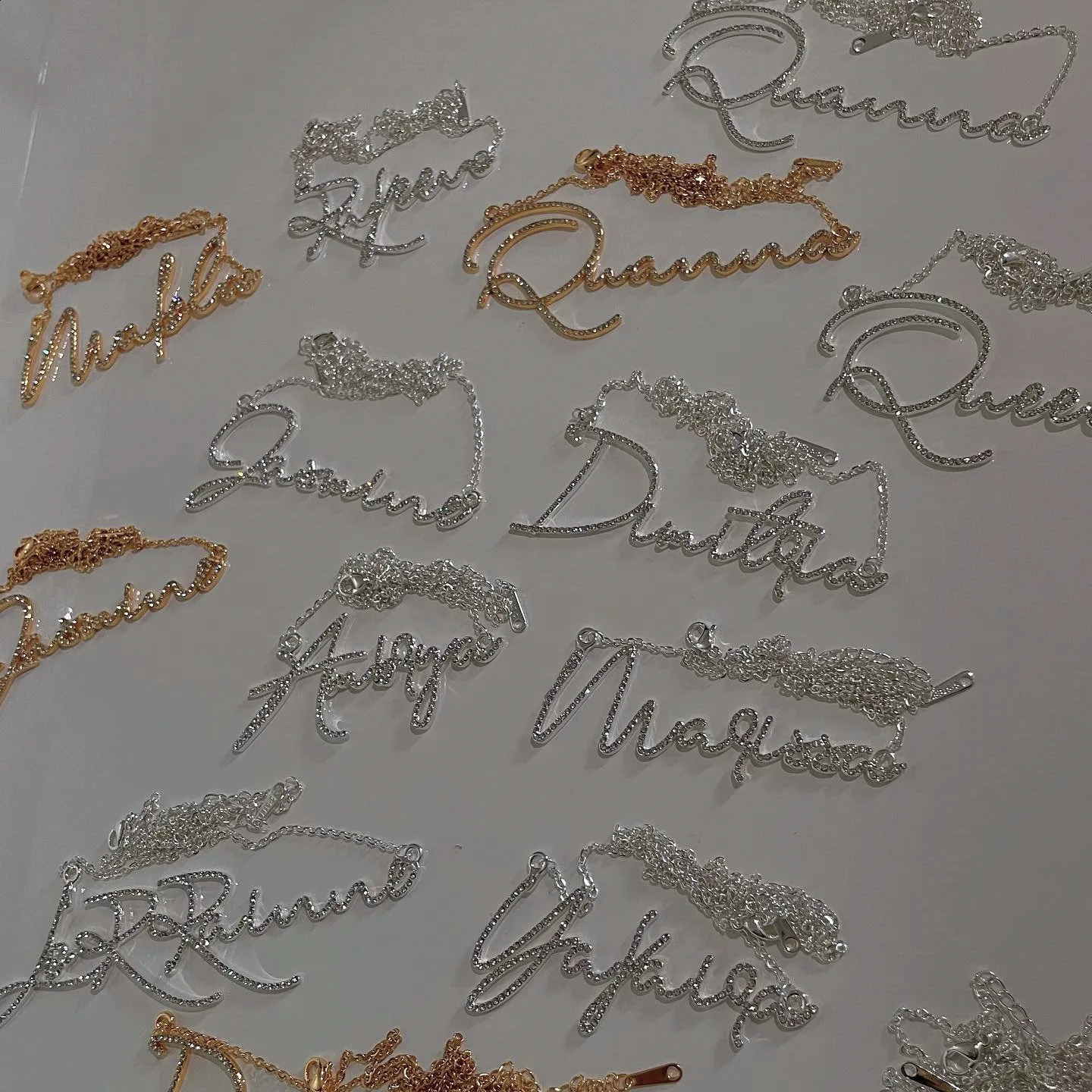 DUOYING Custom Name Script Nameplate Necklace Birthstone Pave Outline Zircon Pendant Choker Necklace Jewelry Cute Gift 250529