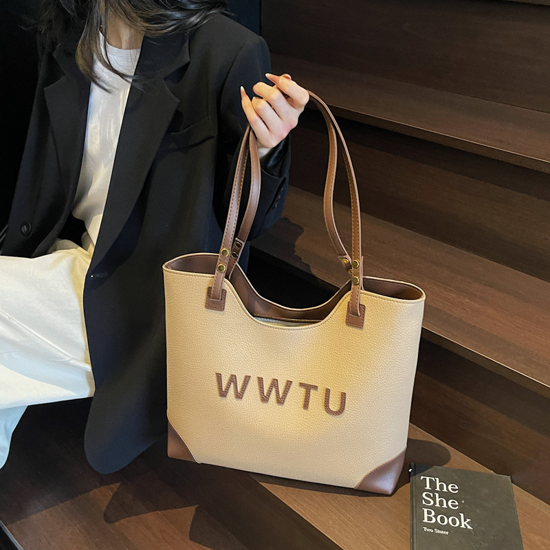 designer casual bag Tote Bag for Women 2025 New Large Capacity Commuter Bag Spring and Summer Versatile High-end Single Shoulder Shopping Bag