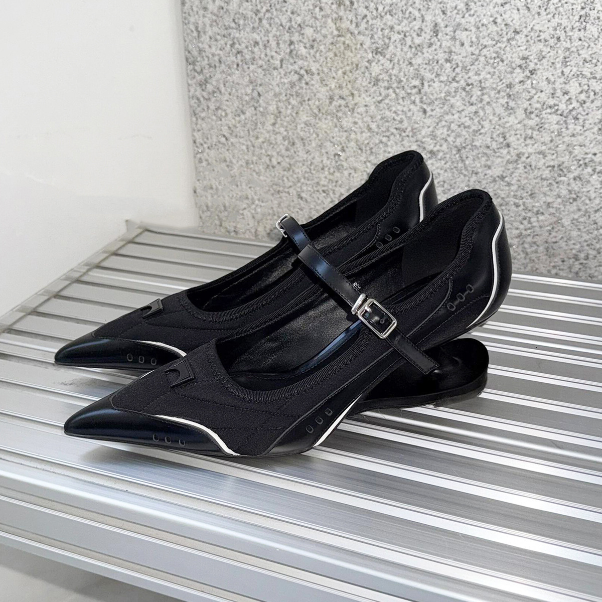 Niche Design Pointed Toe Unique Heel Women's High Heels Ballet Sports Style Shallow Mouth Mary Jane Shoes