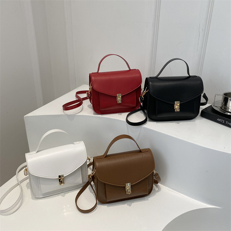 Top brand high-quality new free designer bag wholesale fashion retro crossbody bag 2025 new solid color handbag elegant and simple shoulder bag new fr