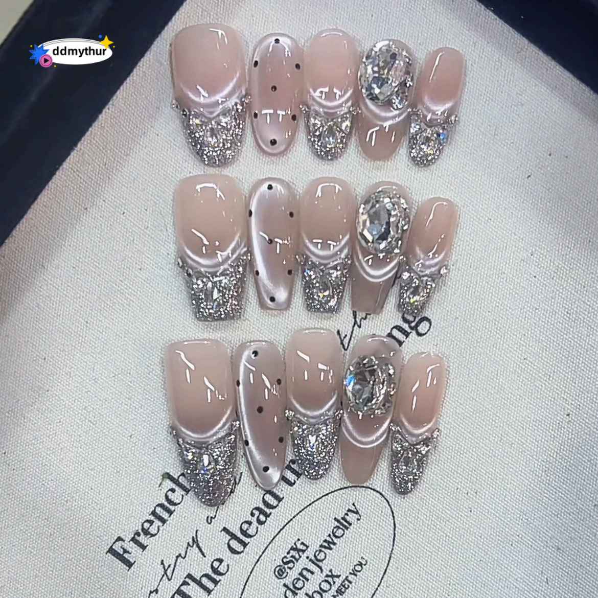 Daiyueda Handmade Wearable Nails Summer New Paris Shiny Zircon Dia French Style Elegant Cat Eye Nail Stickers ddmythur