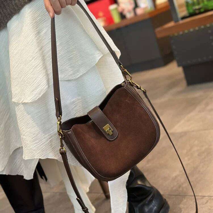Top Layer Cow Leather Niche High-End Feel Horse Saddle 2025 New Fashion Versatile Veet Crossbody Bag Light Single S