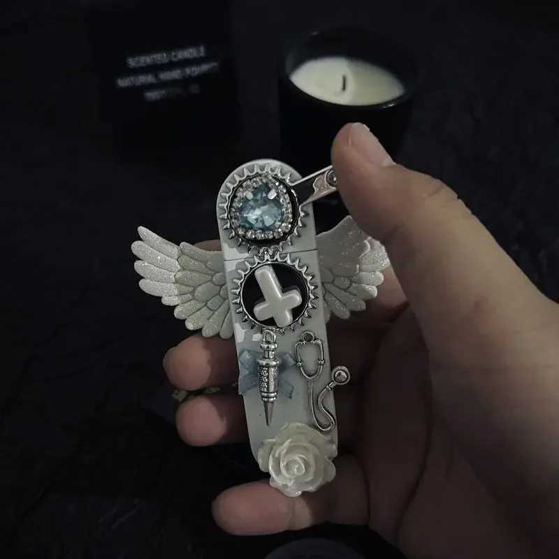 New Angel Wings Pure White Iatable Lighter Windproof Jet Flame Holy Flame Lighter Cigarette Accessories Girl GiftC250603