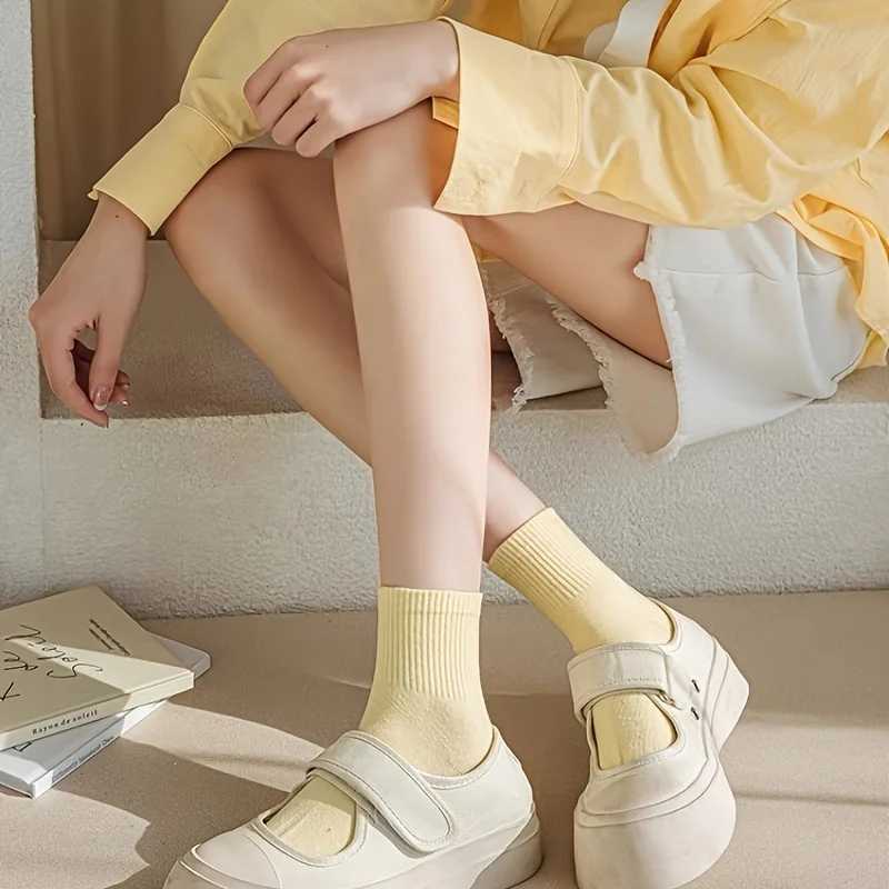 Womens Solid Socks Comfortable Breathable Colorful Casual Soft Vibrant Candy Colored Short Socks Cute All Season Girls Boat Socks T250602