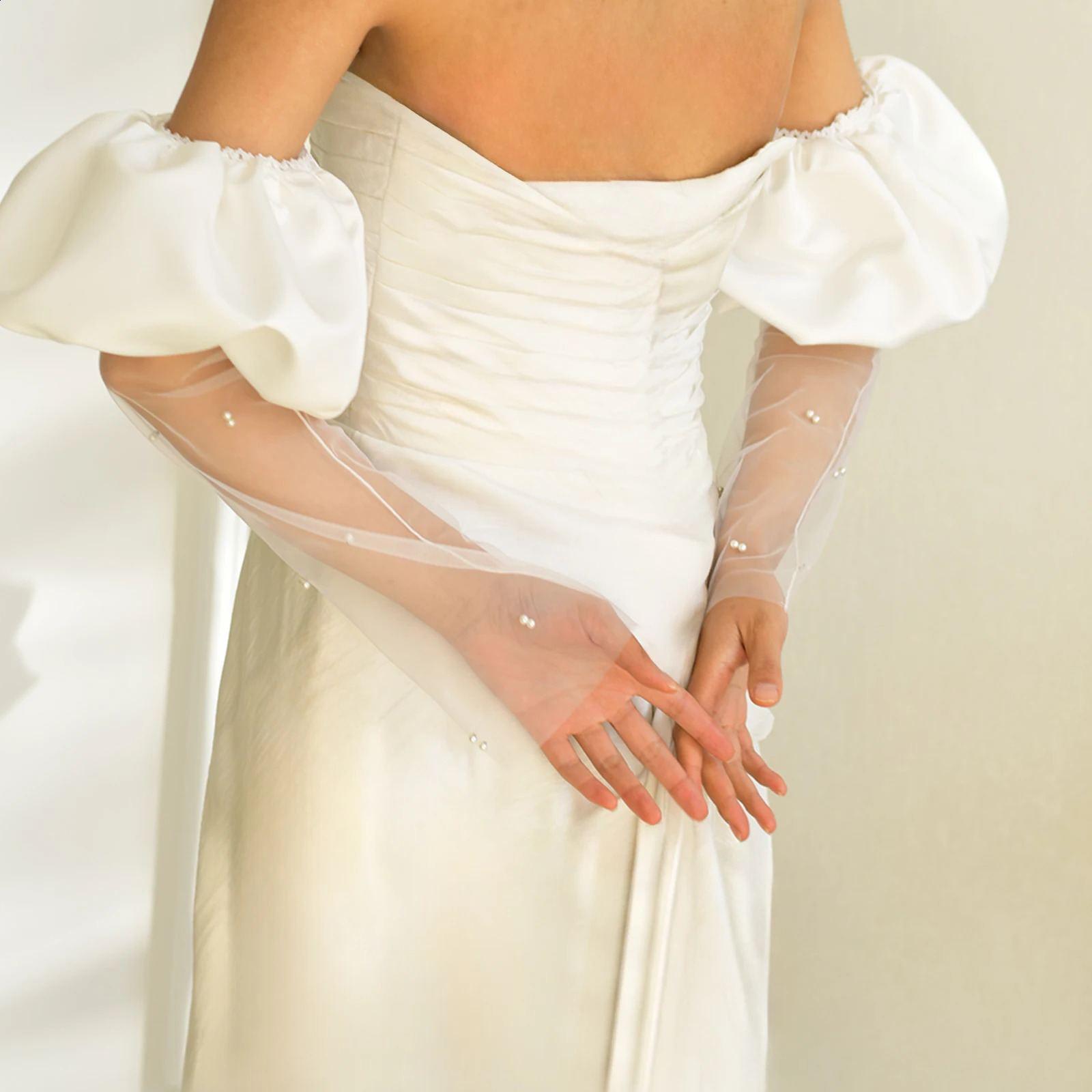 Youlapan MM36 Fashions Most Trend Bridal Gloves White Satin Puff Sleeves and Breathable Tulle Splicing Gloves 250530
