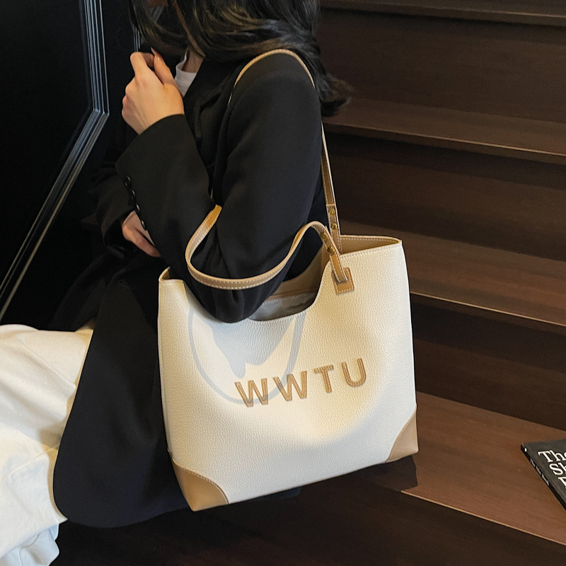designer casual bag Tote Bag for Women 2025 New Large Capacity Commuter Bag Spring and Summer Versatile High-end Single Shoulder Shopping Bag