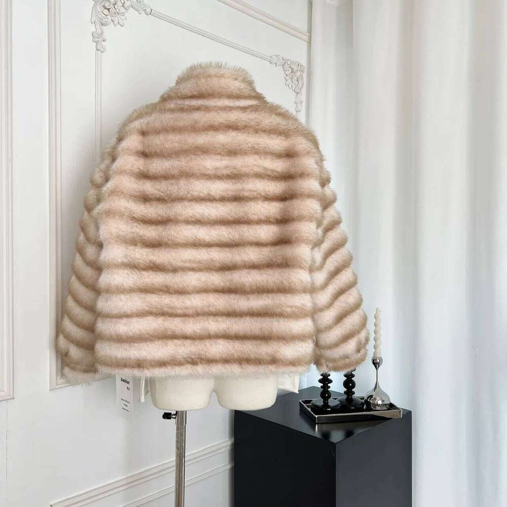 2024 Fall and Winter New Women Tops Soft Eco-friendly Stand Collar Long Sleeve Faux Fur Coats Jackets Female