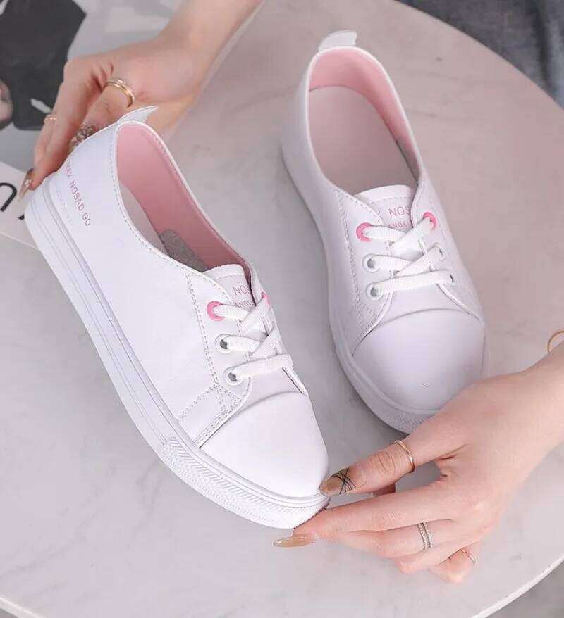 2023 New Genuine Leather Casual Sneakers For Women Plus Size Spring Summer Skate Ladies Vulcanized Shoes Little White