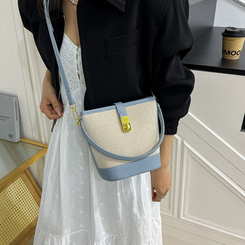 designer casual bag Niche Retro Bag for Women 2025 New High-end Versatile Handbag Bucket Bag Patchwork Shoulder Crossbody Bag