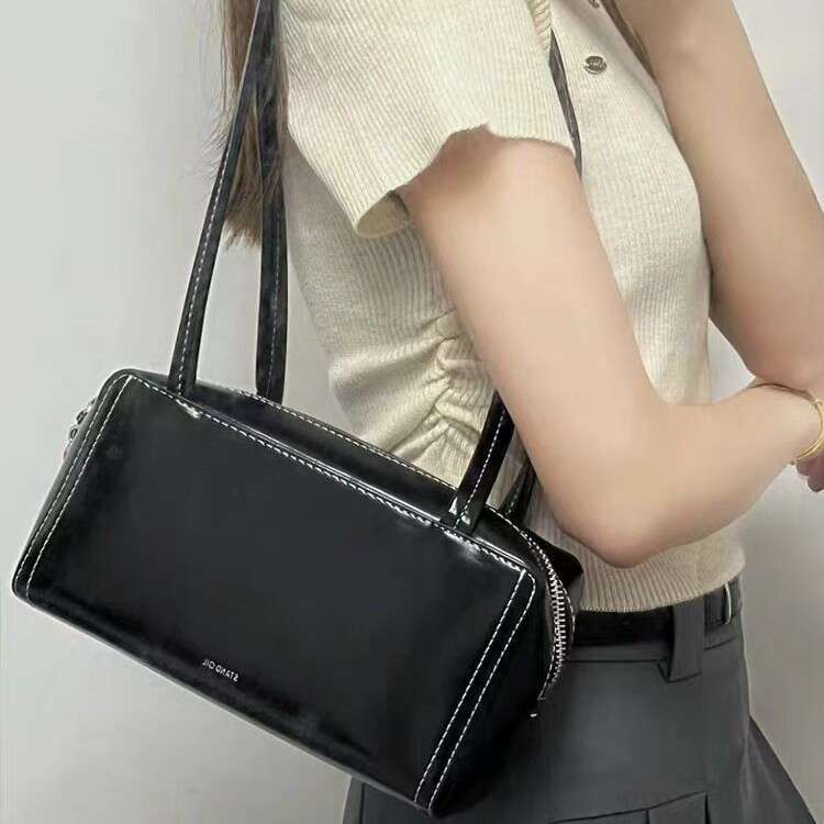 Style Standoil Earphone Case New Underarm Bag Single Shoulder Handbag for Women