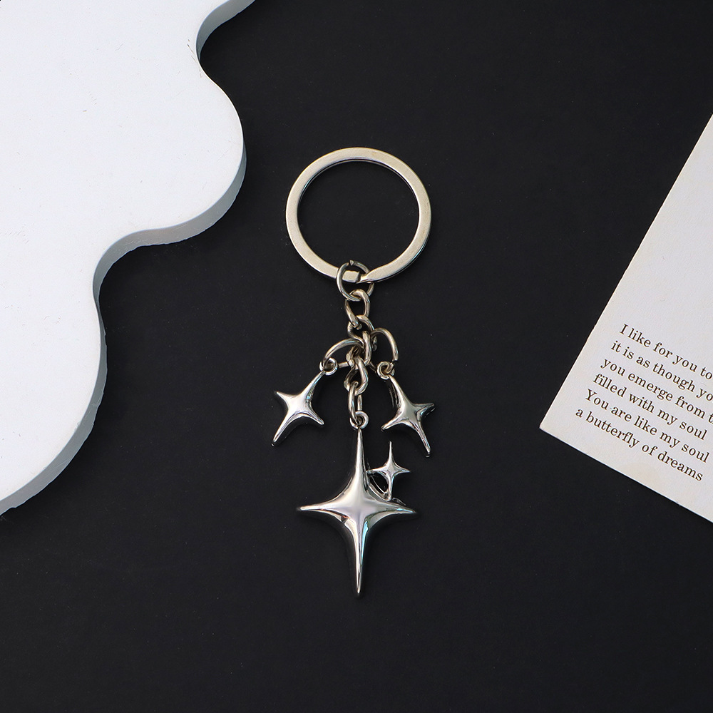 Creative Moon Star Pendant Keychain Lucky Four-Pointed Star Tassel Key Ring Simple Bag Charm for Women 250408