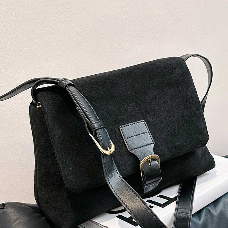 Vintage Suede Underarm Shoulder Bag Fashion Faux Suede Shoulder Bags For Women Crossbody Bags Designer Handbags and Purses W250602