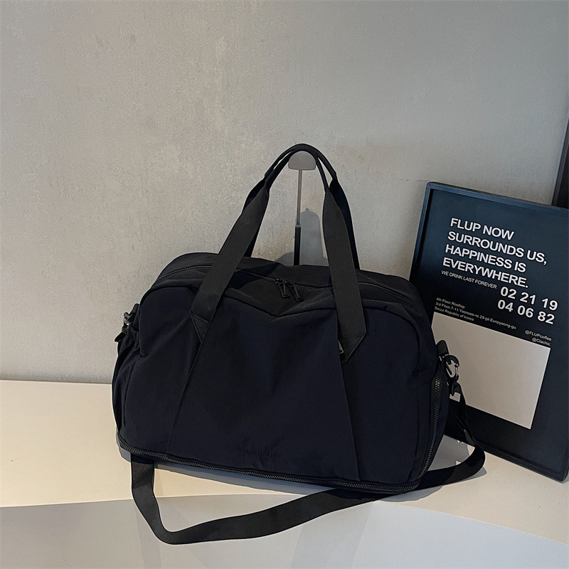Large Capacity Short-Distance Travel 2025 New Handheld Dry-Wet Separation Fashion Versatile Lightweight Storage Lage Bag for Women