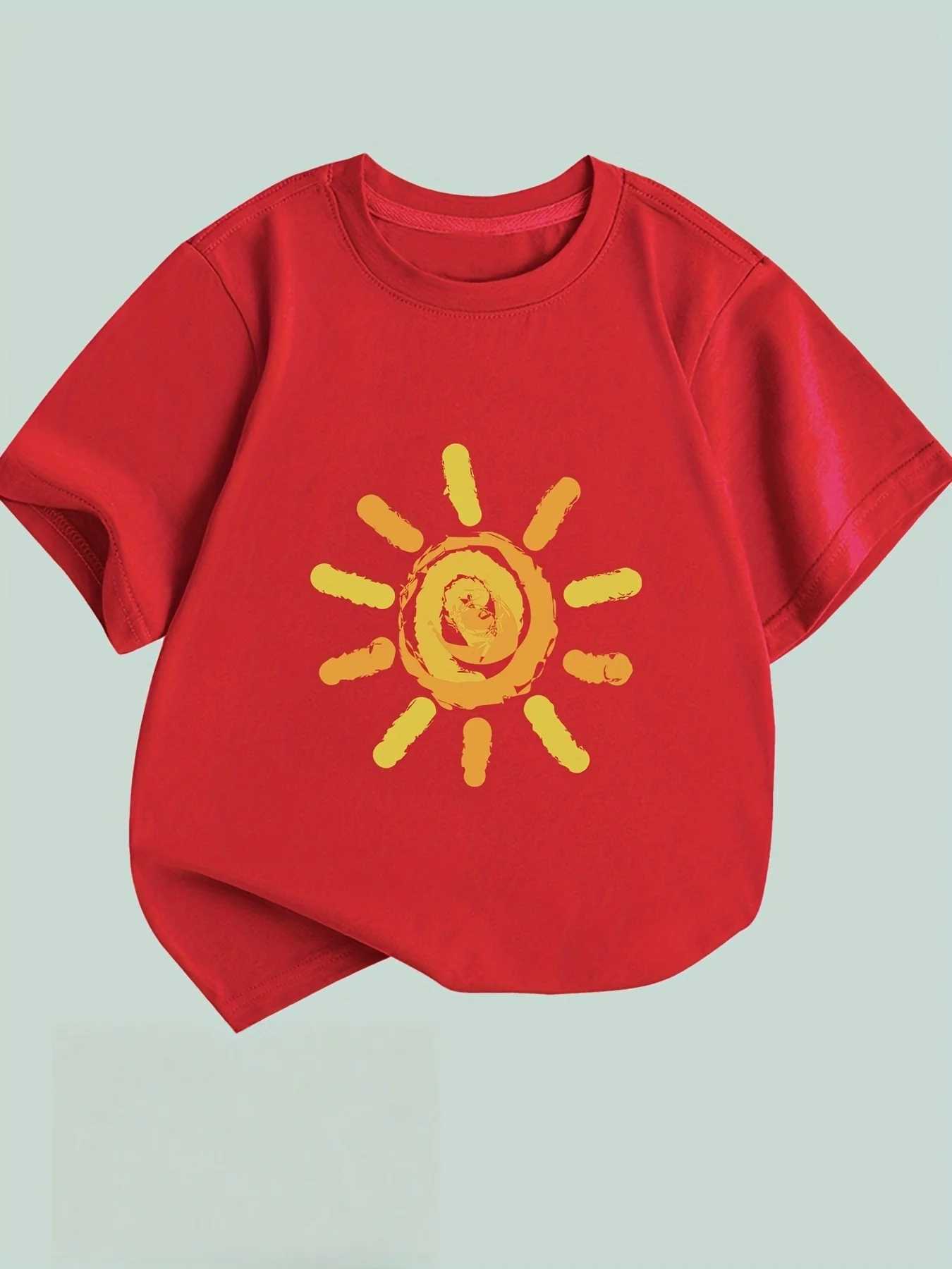 Oil painting style sun print short-sleeved T-shirt casual and simple style suitable for childrens daily wear and going out T250603