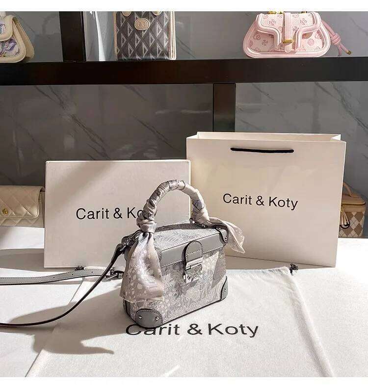 Fashion Embroidery Square Box High Quality Women's Handbag Textured Leather Shoulder Messenger Lady Purse Female Casual Bag