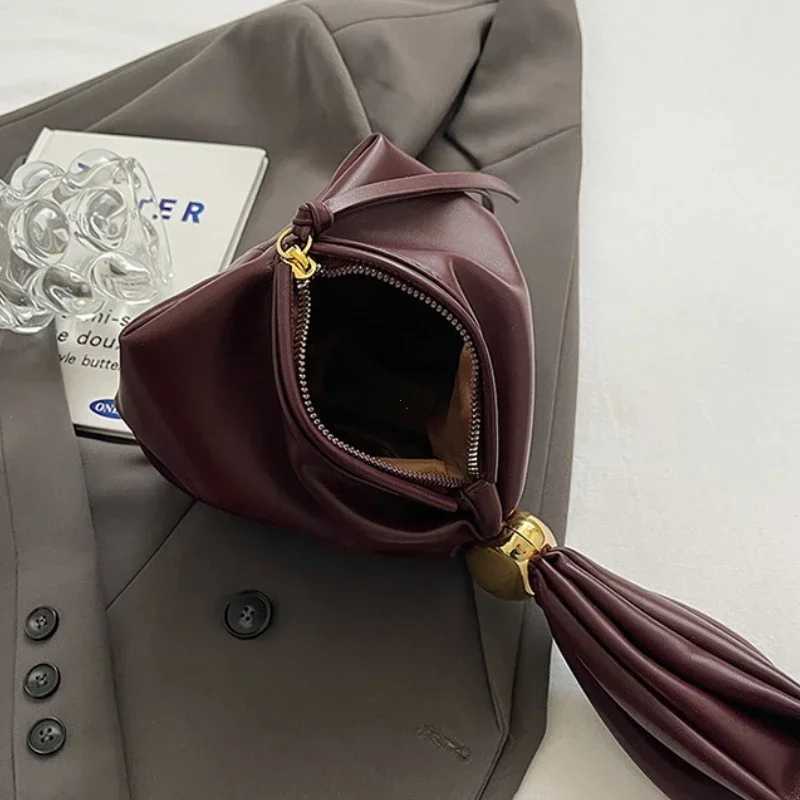 Personalized Soft Leather Clutch Bag Luxury Designer Women Pleated Mini Bucket Pouch Temperament Side Zipper Party Evening Bags Y250603