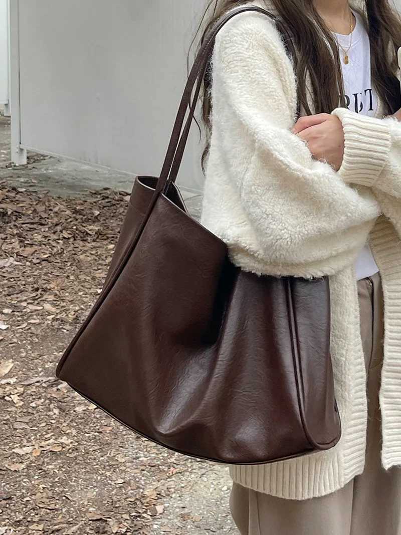 Simple Large Capacity Womens Shoulder Bags Retro Solid Color Pu Leather Ladies Tote Shopping Bag Fashion Casual Female Handbag W250602